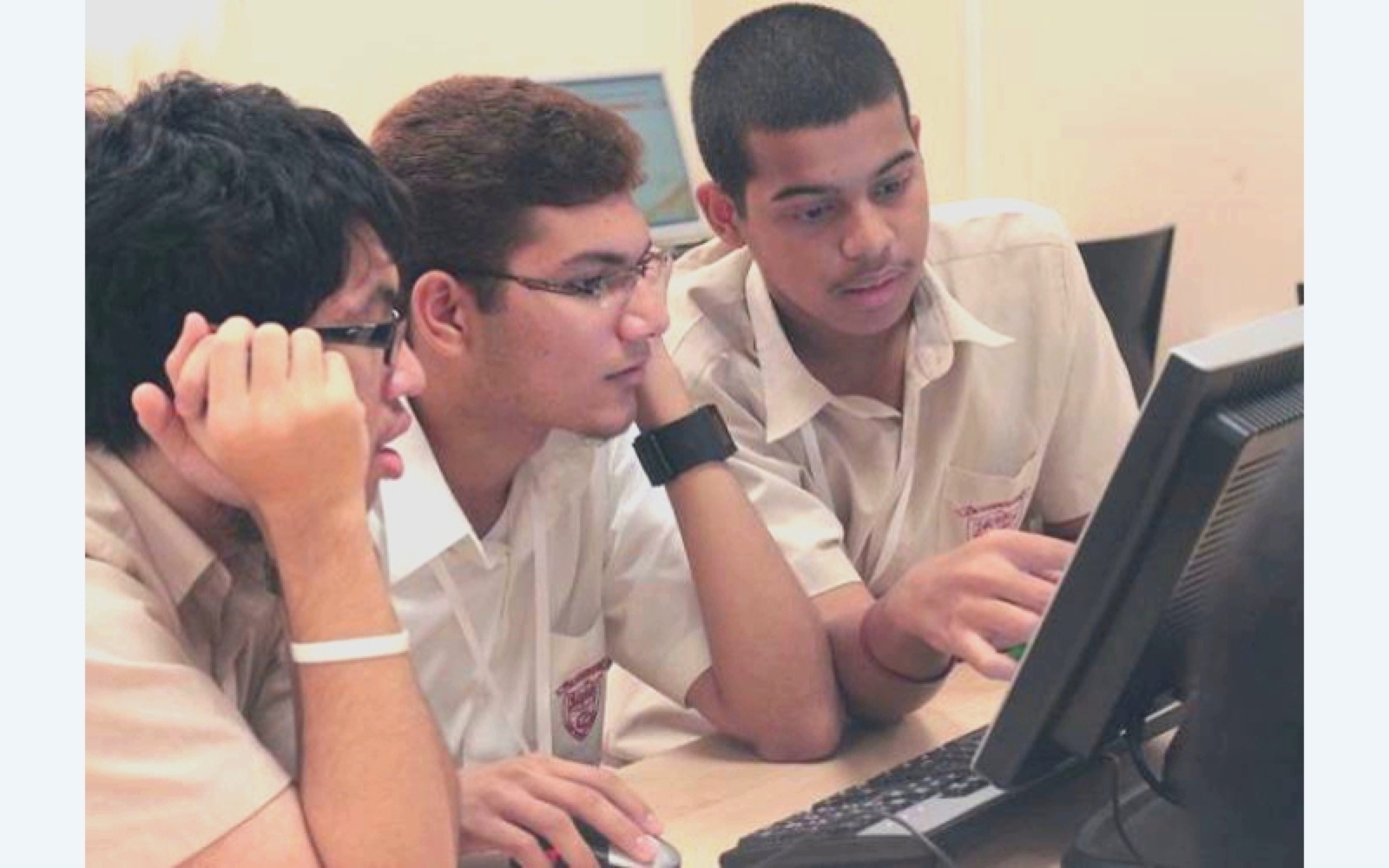 دور السوريين في الشتات