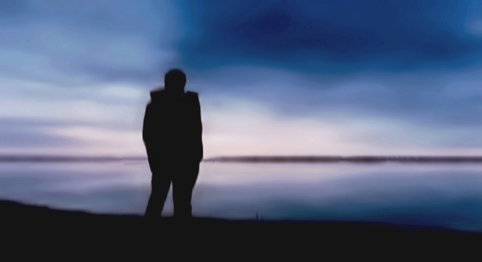 بين مغتربين