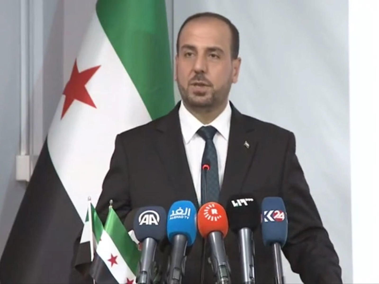 أوراق المفاوض الجديد باسم الثورة في سورية