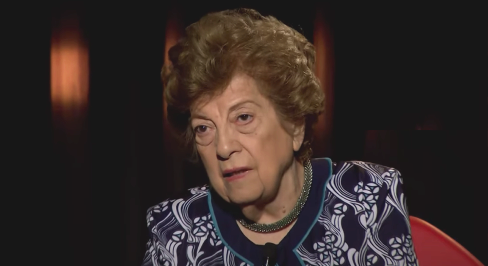 بيان نويهض الحوت