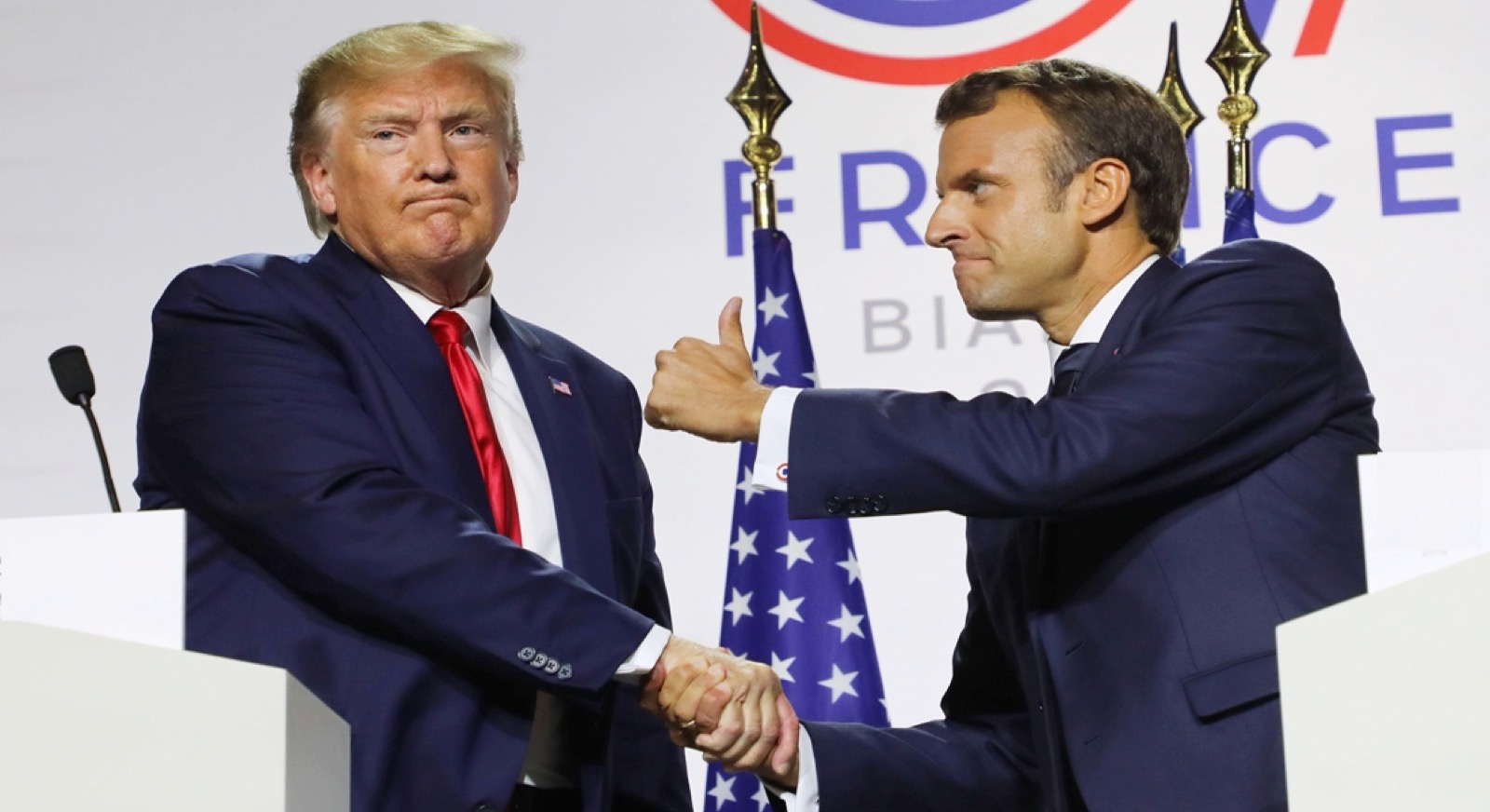 تشويه فكري للديمقراطية والعلمانية