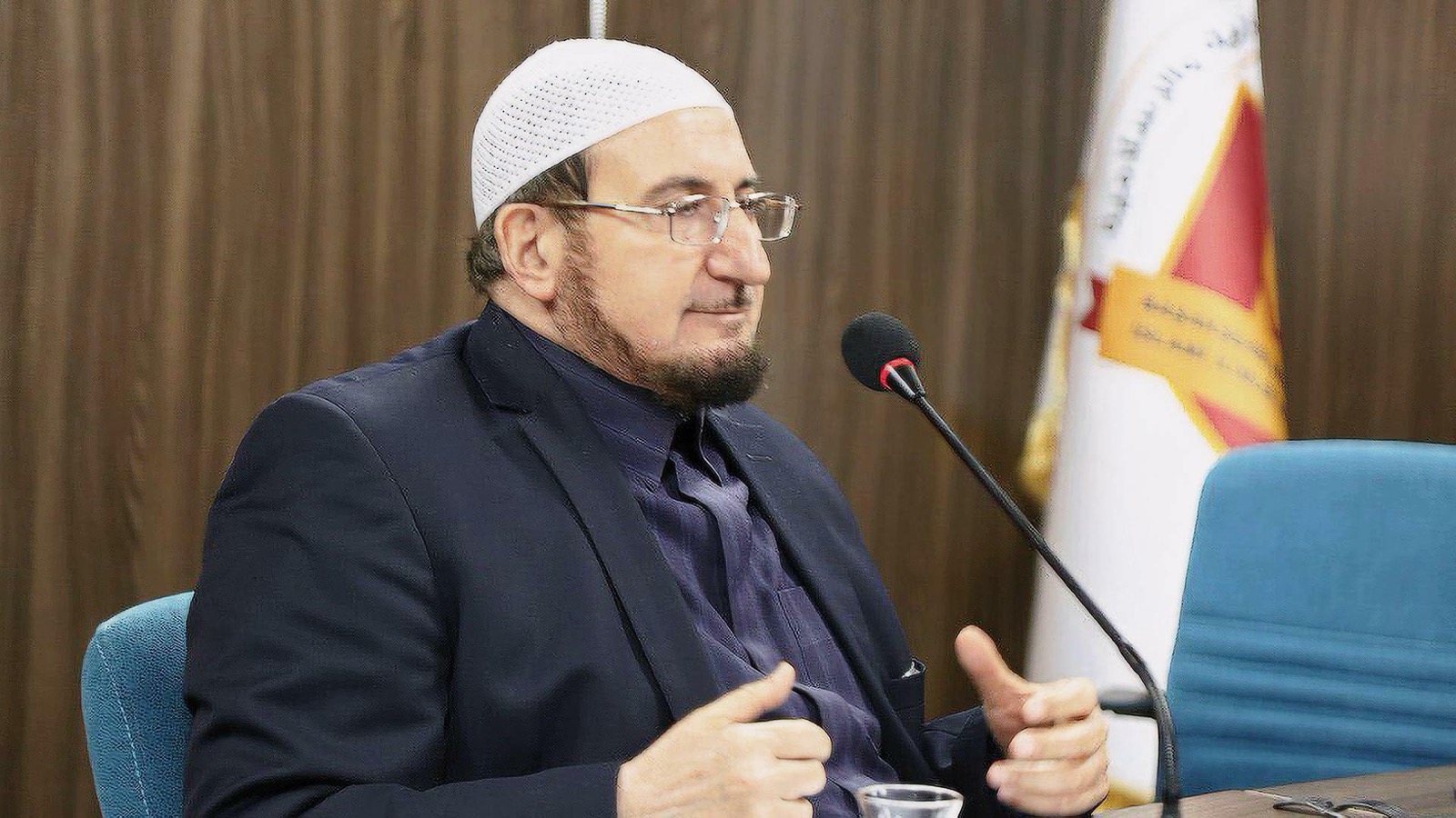 قطوف – أساسيات في نظام الحكم – عبد الكريم البكار